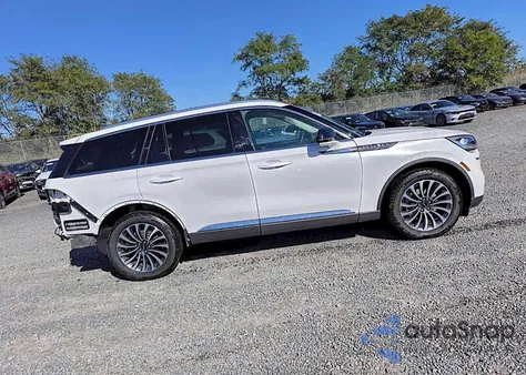 2023 Lincoln Aviator z USA, uszkodzony, nr VIN 5LM5J6XC9PGL26332